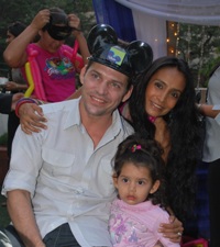 Lars Kjeldsen, Suchitra Pillai and daughter Annika