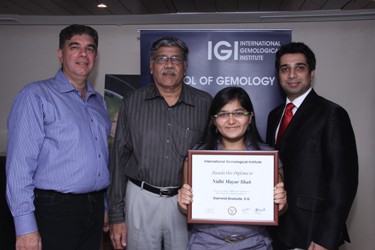 L-R= Mr Tehmasp Printer, Mr Sanjay Kothari, Student, Mr Ramit Kapoor