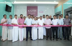 Chief Minister Pinarayi Vijayan inaugurates the Kalyan Jewellers Foundation's Dialysis Center at Muthuvara in Thrissur district. Present on the occasion were Kalyan Jewellers Managing Director T.S. Kalyanaraman, Executive Directors Rajesh Kalyanaraman and
